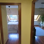 Atico Duplex Reformado Con Vistas A La Montana